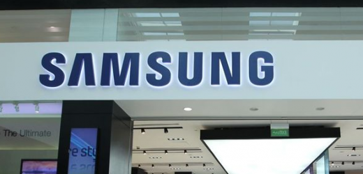 Dubai Mall Samsung Quick Repair Shop Store in Financial Center Road, Dubai