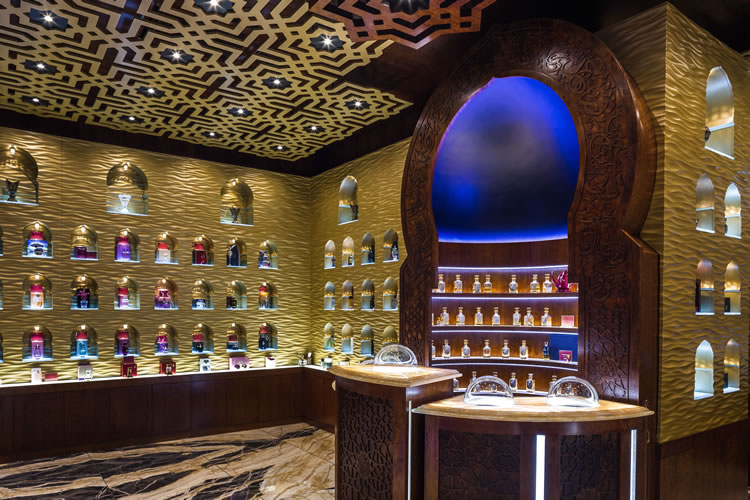 Al Ghurair Centre Shopping Mall in Deira, Dubai Customer Care Phone